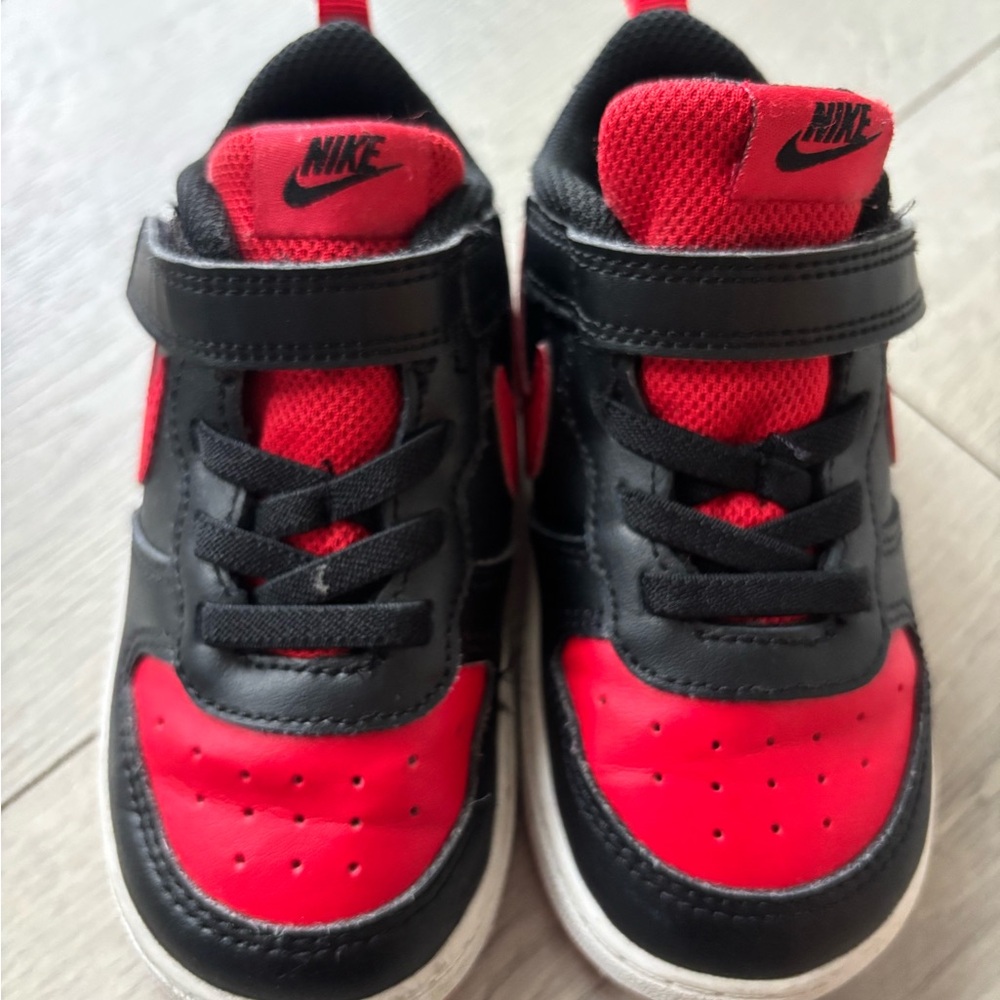 Nike Black and Red Athletic Sneakers